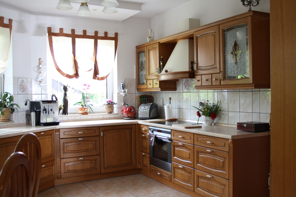 Meble kuchenne w stylu wiejskim